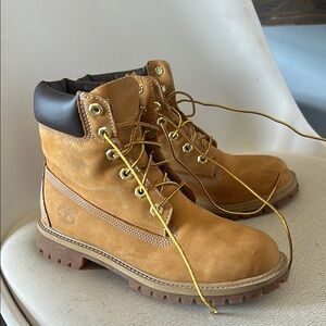 Timberland Women's Tan Lace Up Boots